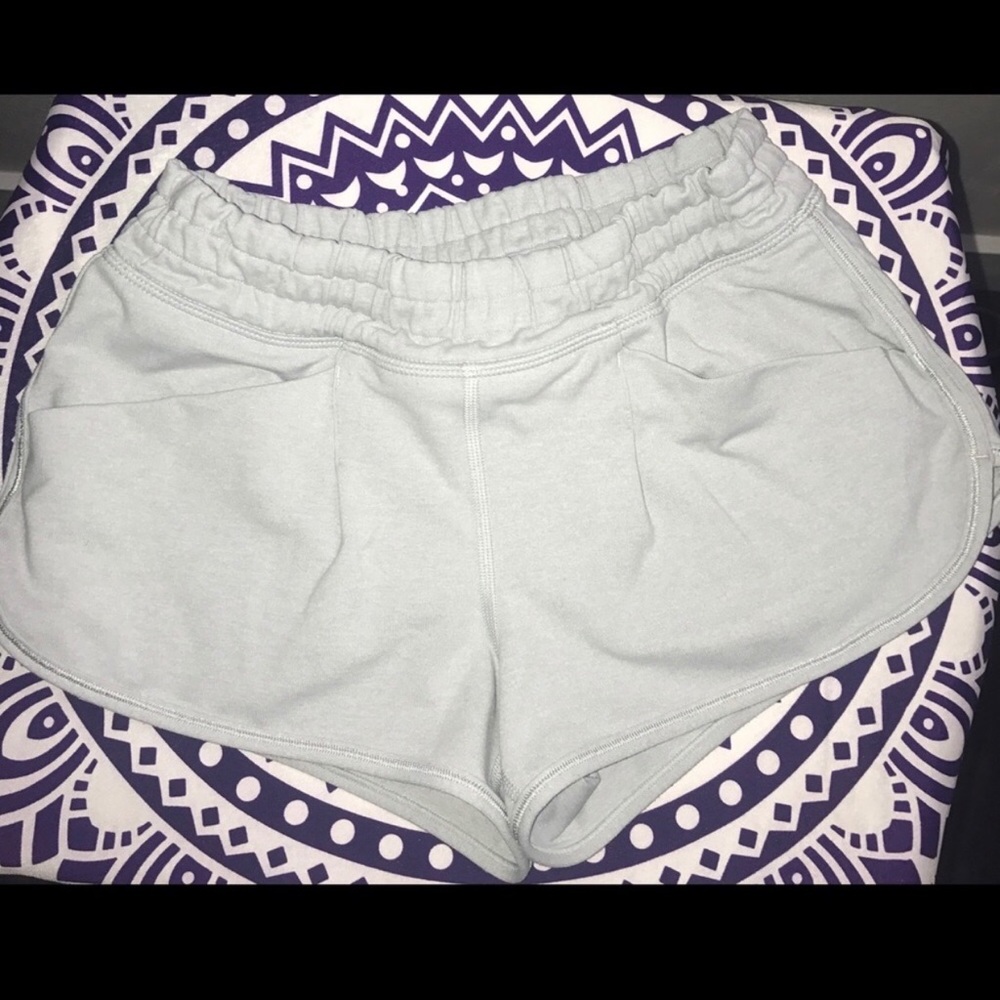 Lululemon ivivva shorts